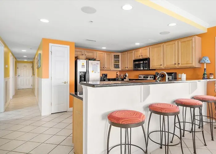 Holiday home 3 Bedroom Uptown Avalon Unit With Indoor Pool! Ocean City