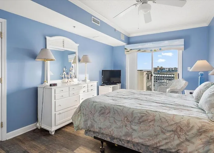 3 Bedroom Uptown Avalon Unit With Indoor Pool! Ocean City